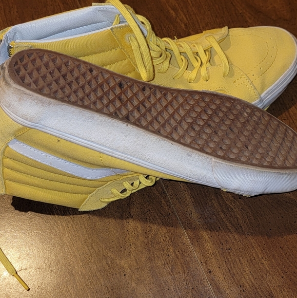 Vans - Picture 3 of 4